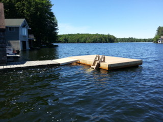 10ft x 30ft Floating Pontoon Dock in Muskoka.jpg